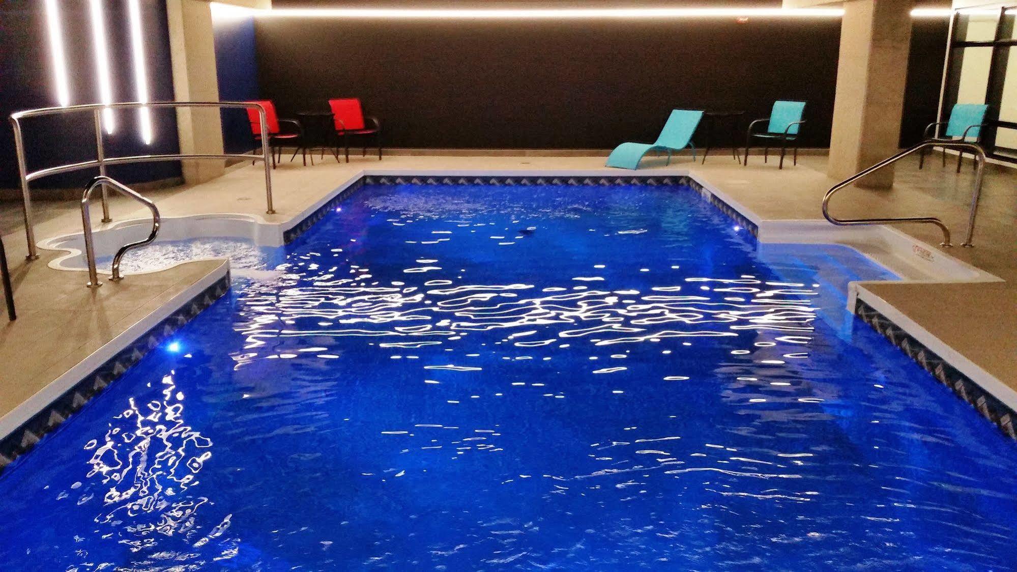 Grand Times Hotel دروموندفيل المظهر الخارجي الصورة
